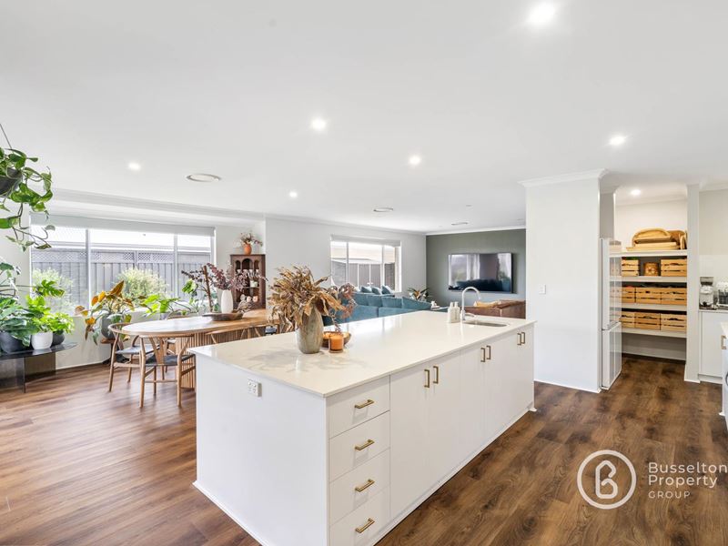 34 Pennyworth Ramble, West Busselton